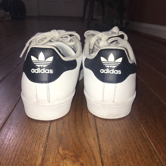 Adidas Originals Superstars - Picture 3 of 7